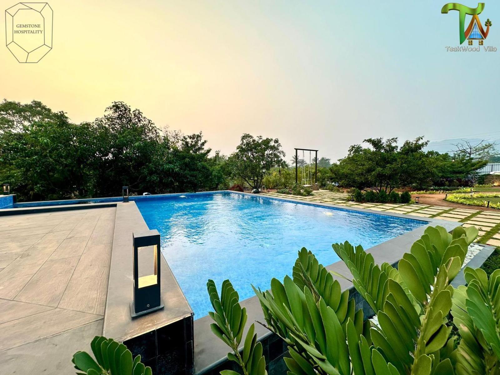 Luxurious 3Bhk W//Pool Teakwood Villa By Gemstone Hospitality Alībāg Eksteriør bilde